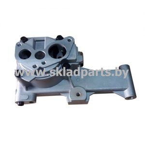 Насос системы смазки двигателя 3318906